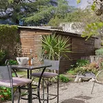 La Maison Fleurie By Halldis