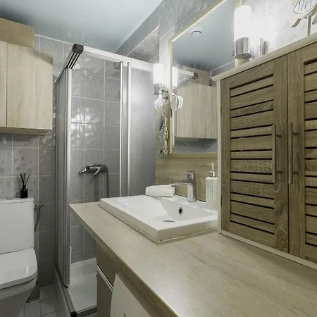 La Maison Fleurie By Halldis Apartament Cannes