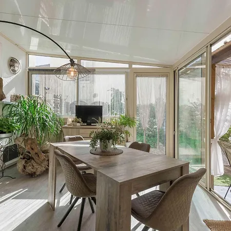 Apartment La Maison Fleurie By Halldis Cannes