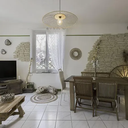 Lägenhet La Maison Fleurie By Halldis Cannes